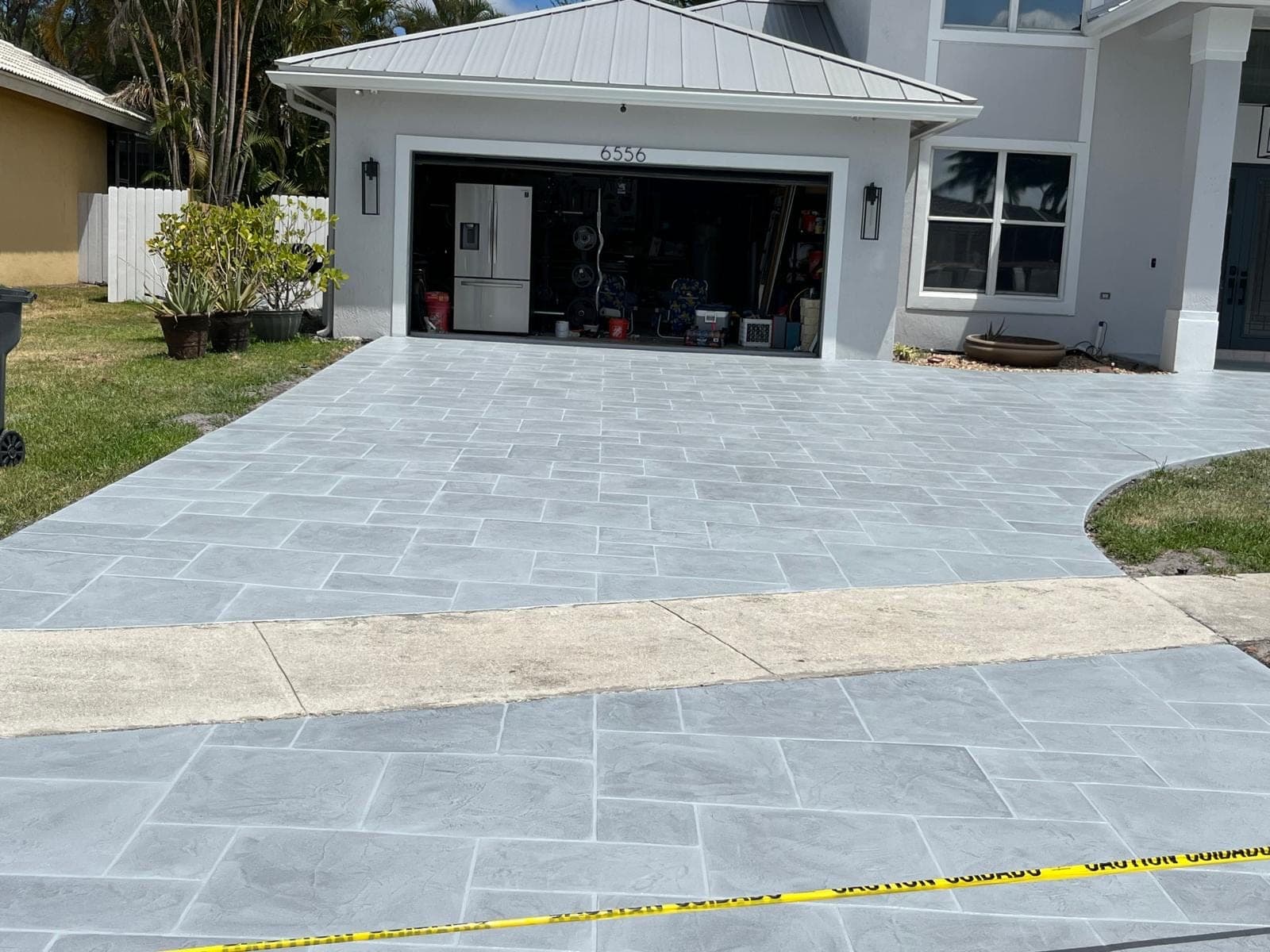 Stamped concrete driveway entry