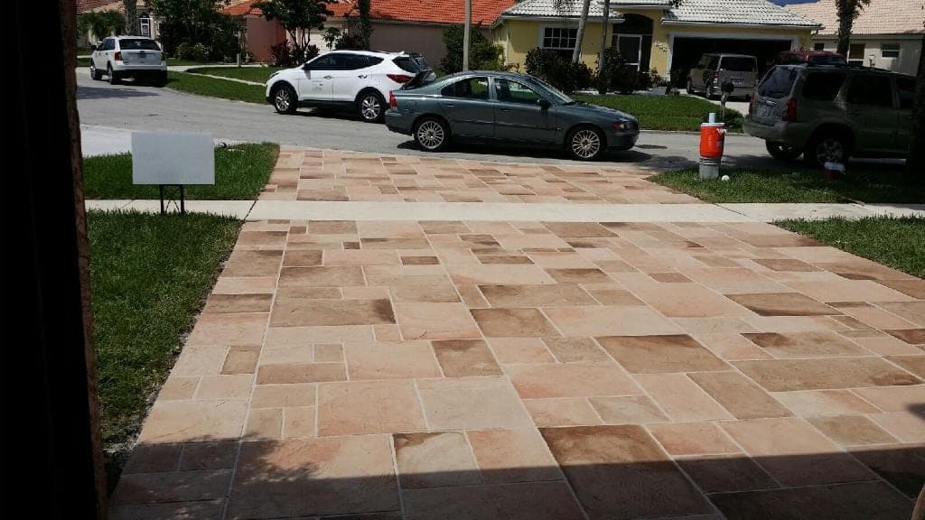 Ashlar tile pattern stamped driveway